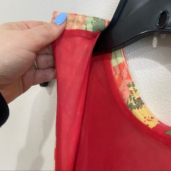 Kimchi Blue Rebecca Coral Floral Sleeveless High Neck Romper NWOT Sz S - Picture 13 of 13